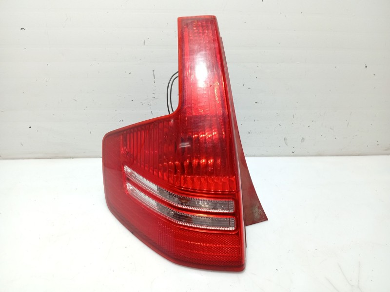Recambio de piloto trasero izquierdo para citroën c4 berlina referencia OEM IAM 6350T8  
