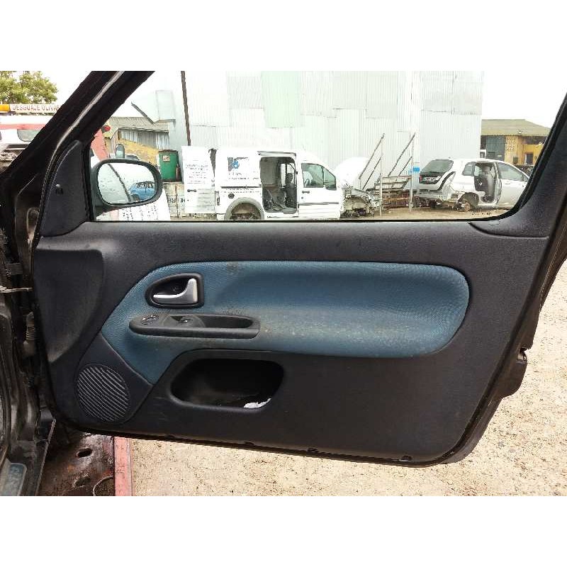 renault clio ii fase ii (b/cb0) 1.2   |   0.01 - ... | 2001 | 75 cv / 55 kw del año 2001