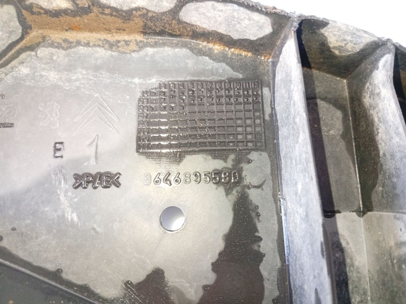 Recambio de refuerzo paragolpes delantero para citroën c4 berlina referencia OEM IAM 7414JY 9646895580 