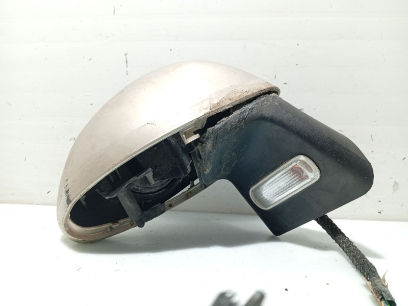 Recambio de retrovisor derecho para citroën c4 berlina referencia OEM IAM 8149YN  