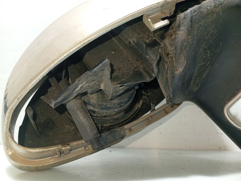 Recambio de retrovisor derecho para citroën c4 berlina referencia OEM IAM 8149YN  