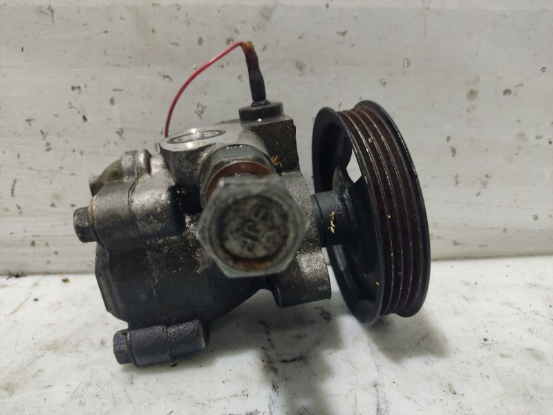 Recambio de bomba direccion para hyundai getz (tb) 1.1 referencia OEM IAM 571101C000  