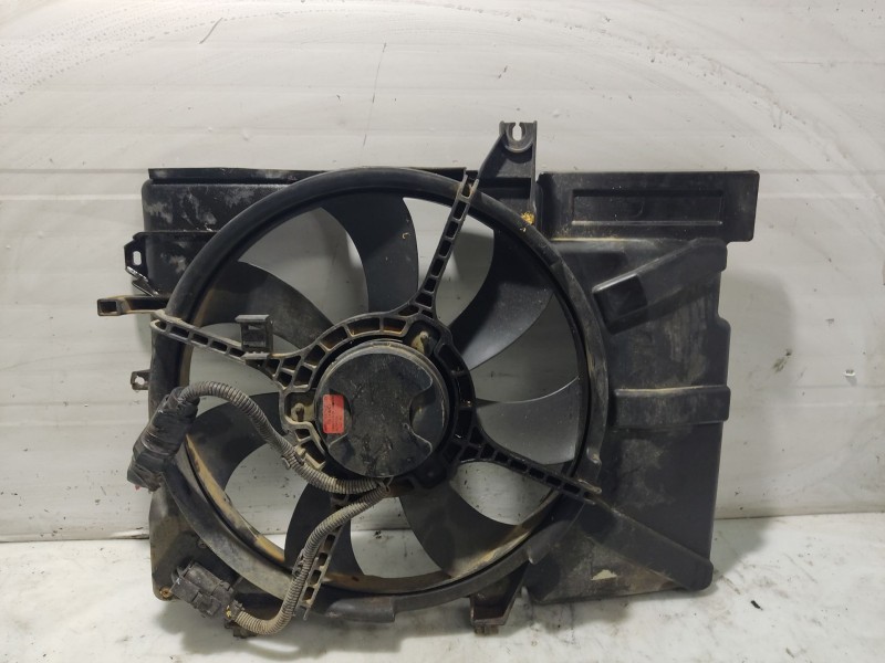 Recambio de electroventilador para hyundai getz (tb) 1.1 referencia OEM IAM 252312D400  