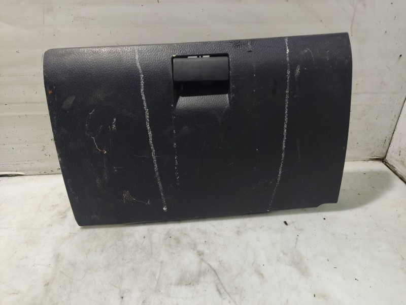 Recambio de guantera para hyundai getz (tb) 1.1 referencia OEM IAM 845111C000  