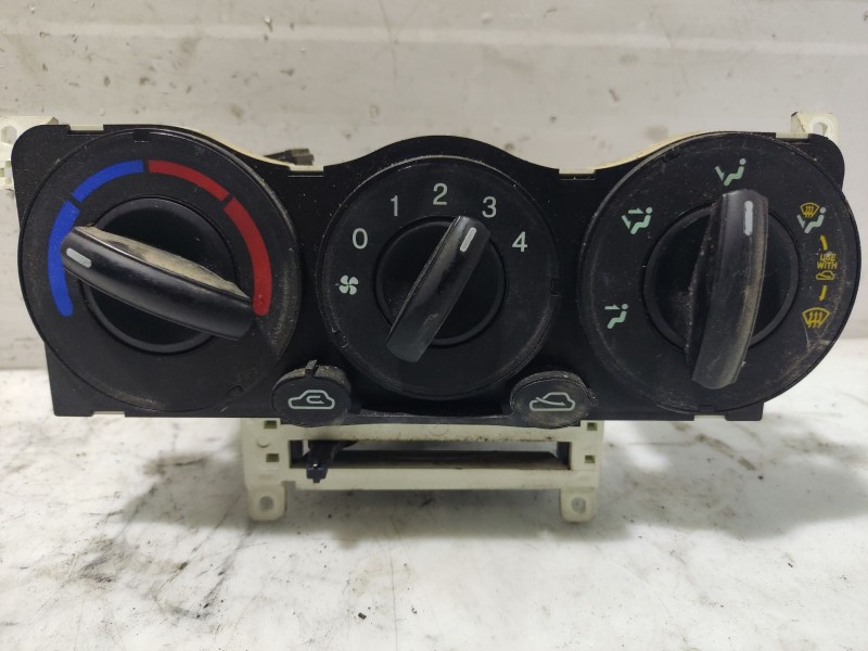 Recambio de mando calefaccion / aire acondicionado para hyundai getz (tb) 1.1 referencia OEM IAM 972501C100  