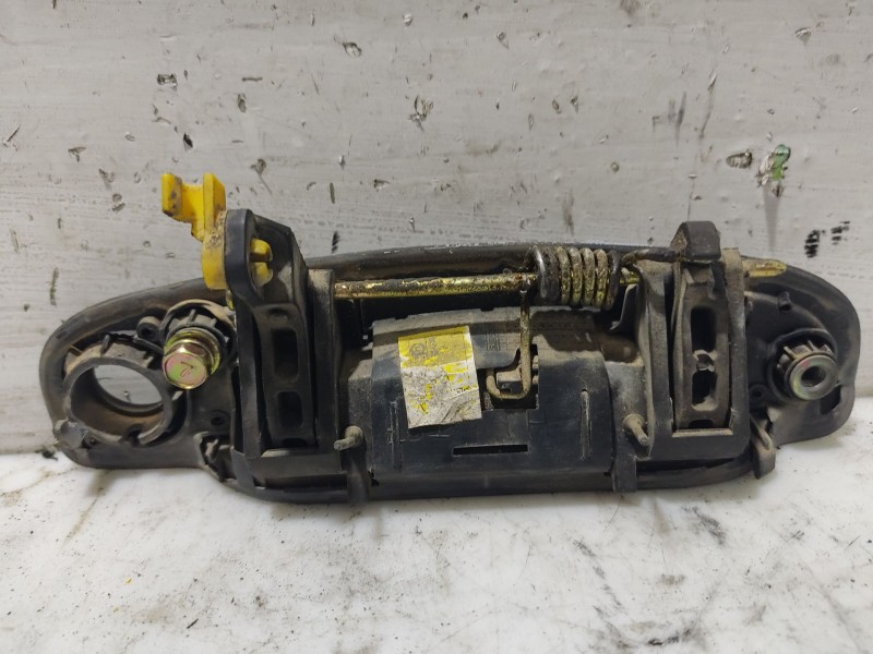 Recambio de maneta exterior delantera izquierda para hyundai getz (tb) 1.1 referencia OEM IAM 826501C000CA  