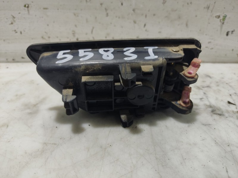 Recambio de maneta interior delantera izquierda para hyundai getz (tb) 1.1 referencia OEM IAM 82611TB010  