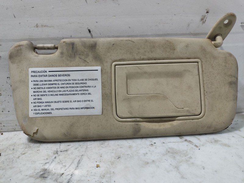 Recambio de parasol derecho para hyundai getz (tb) 1.1 referencia OEM IAM 852201C610OI  