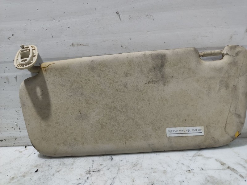 Recambio de parasol derecho para hyundai getz (tb) 1.1 referencia OEM IAM 852201C610OI  