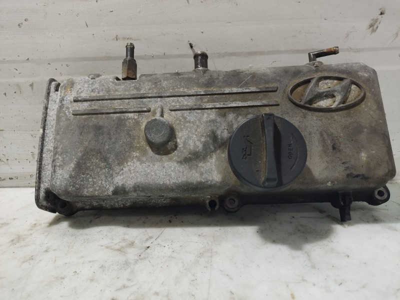 Recambio de tapa balancines para hyundai getz (tb) 1.1 referencia OEM IAM 2241002801  