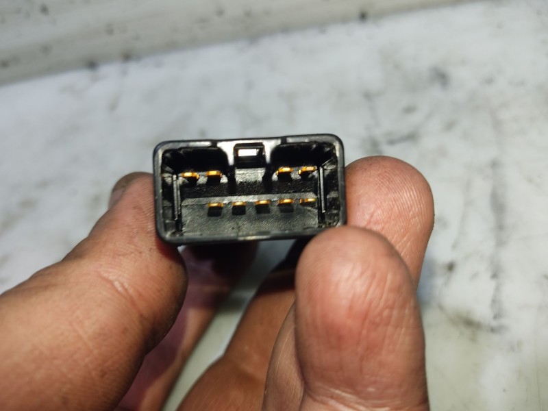 Recambio de warning para hyundai getz (tb) 1.1 referencia OEM IAM 937901C000  