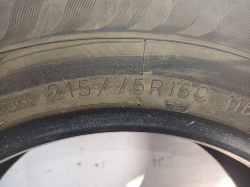 Recambio de neumatico para nissan interstar (x70) referencia OEM IAM 21575R16  