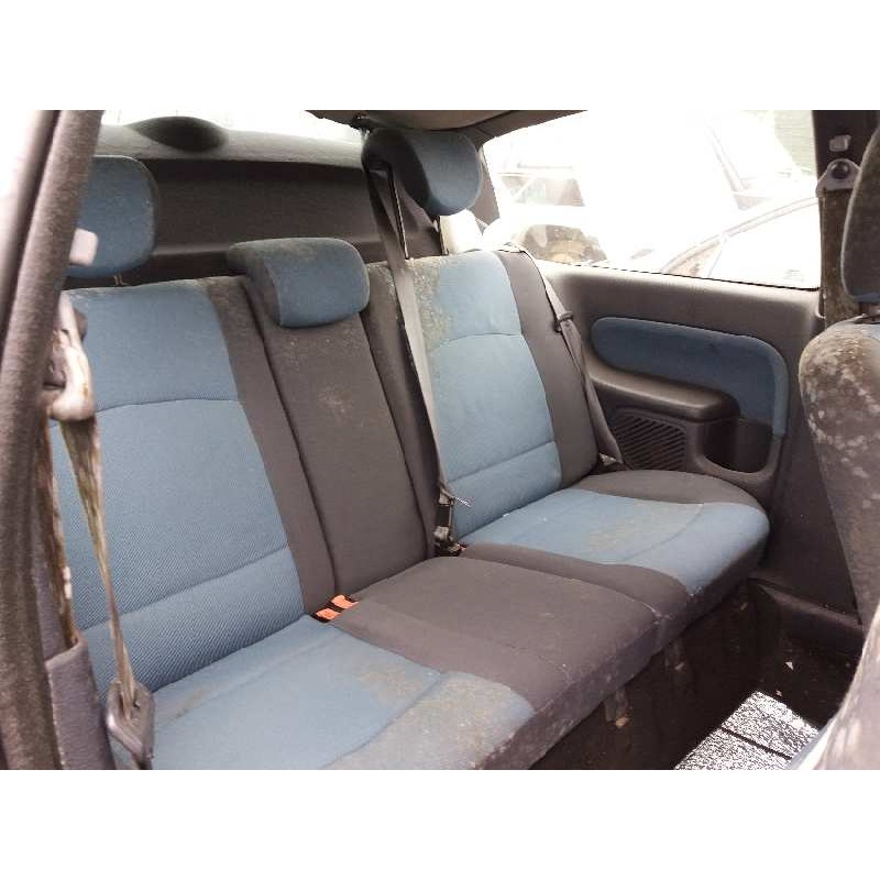 renault clio ii fase ii (b/cb0) 1.2   |   0.01 - ... | 2001 | 75 cv / 55 kw del año 2001