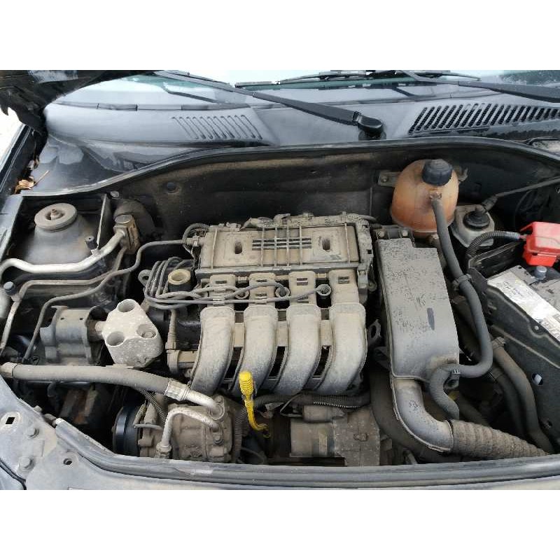 renault clio ii fase ii (b/cb0) 1.2   |   0.01 - ... | 2001 | 75 cv / 55 kw del año 2001