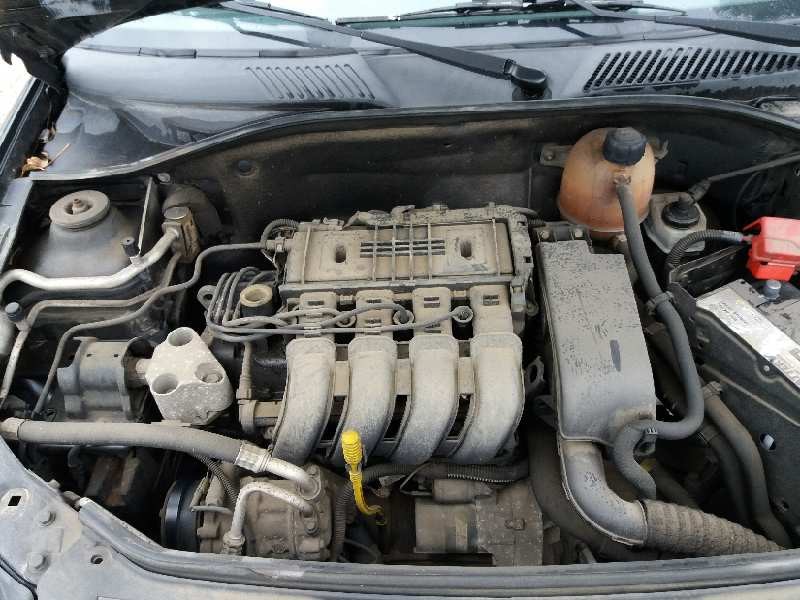 renault clio ii fase ii (b/cb0) 1.2   |   0.01 - ... | 2001 | 75 cv / 55 kw del año 2001