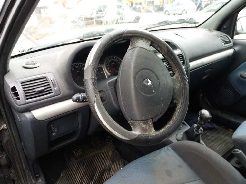 renault clio ii fase ii (b/cb0) 1.2   |   0.01 - ... | 2001 | 75 cv / 55 kw del año 2001
