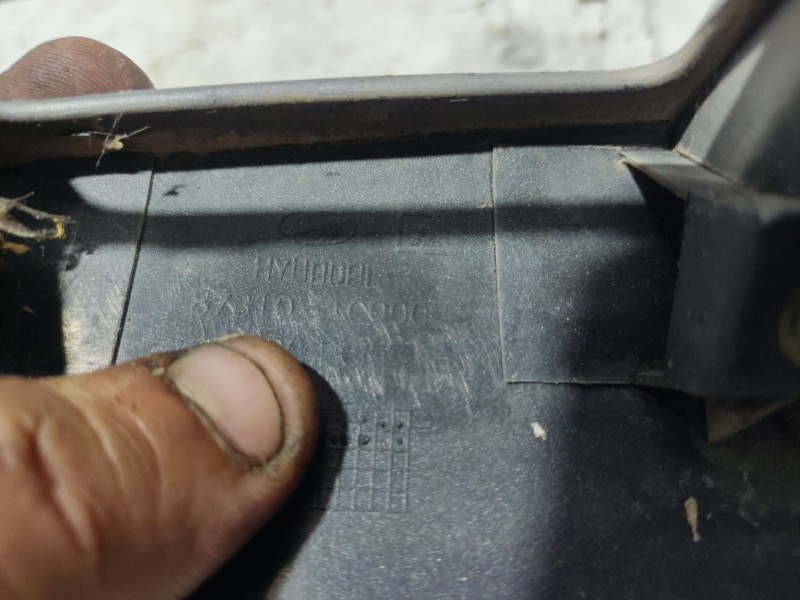 Recambio de moldura para hyundai getz (tb) 1.1 referencia OEM IAM 873101C000  