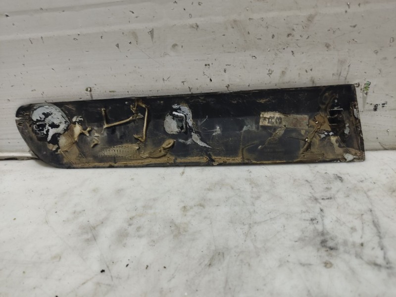 Recambio de moldura para hyundai getz (tb) 1.1 referencia OEM IAM 877311C200  