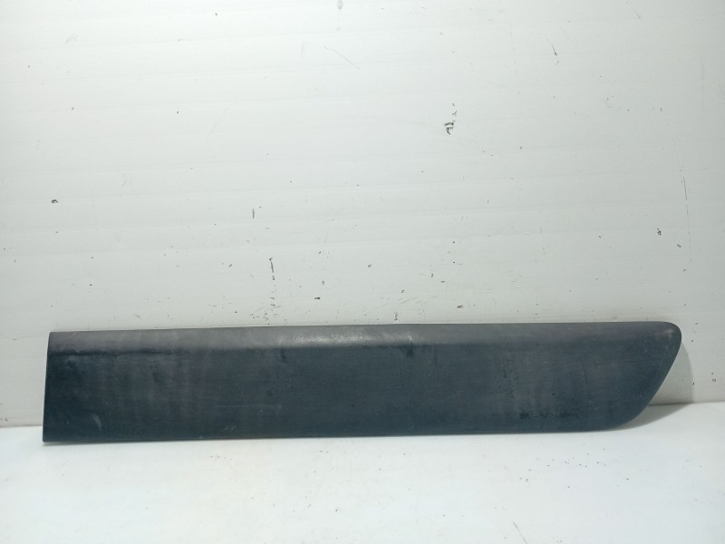Recambio de moldura puerta trasera izquierda para renault kangoo (f/kc0) referencia OEM IAM 8200077547 8200077544 