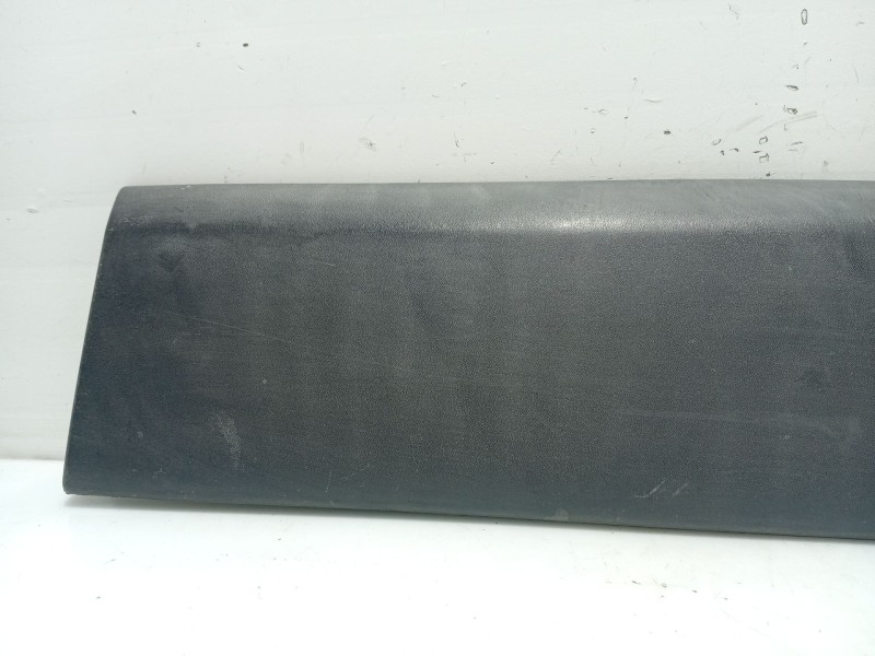 Recambio de moldura puerta trasera izquierda para renault kangoo (f/kc0) referencia OEM IAM 8200077547 8200077544 