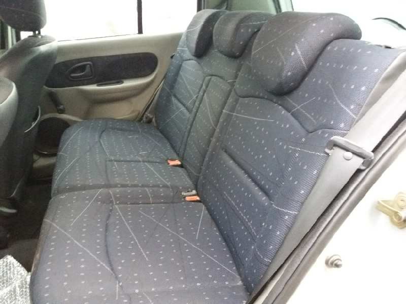 renault clio ii fase ii (b/cb0) 1.5 dci diesel   |   0.01 - ... | 2001 | 65 cv / 48 kw del año 2001