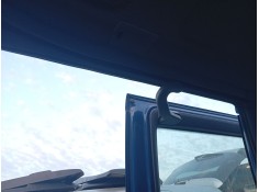 Recambio de guia puerta corredera trasera derecha para mercedes-benz vito autobús (w638) 108 d 2.3 (638.164) referencia OEM IAM 
