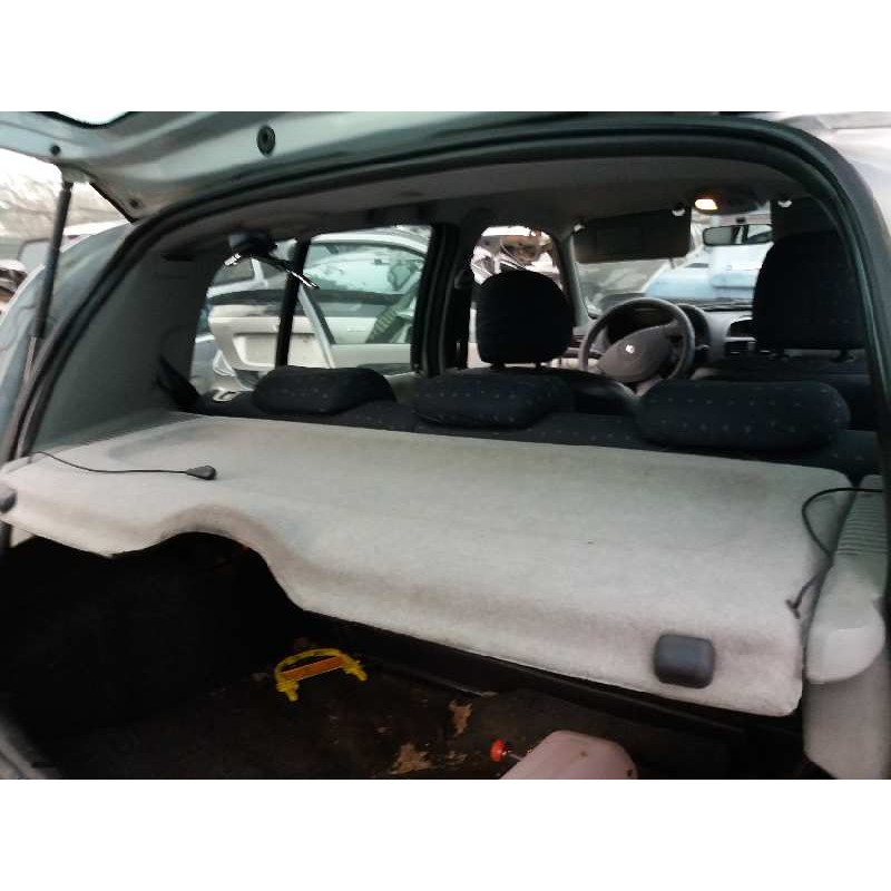 renault clio ii fase ii (b/cb0) 1.5 dci diesel   |   0.01 - ... | 2001 | 65 cv / 48 kw del año 2001