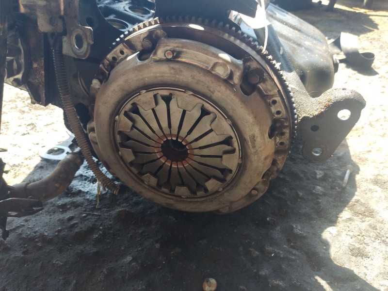 Recambio de volante motor para fiat punto evo (199_) 1.4 16v referencia OEM IAM   