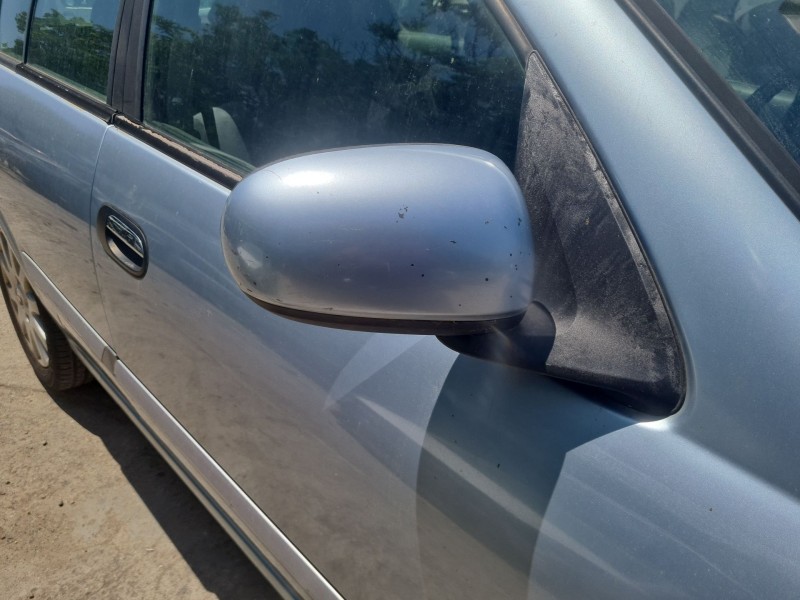 nissan almera ii hatchback (n16) del año 2004