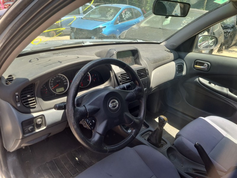 nissan almera ii hatchback (n16) del año 2004