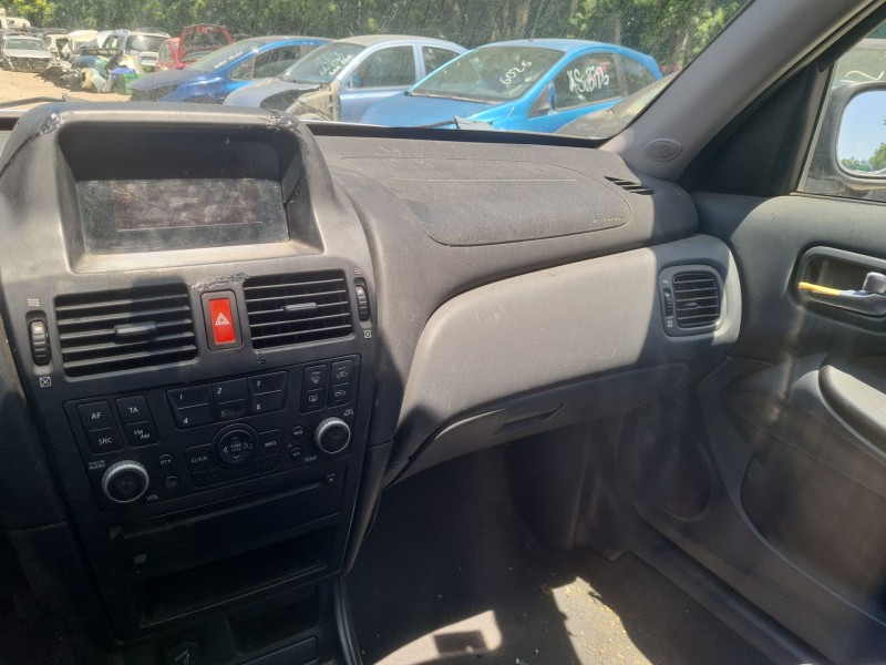 nissan almera ii hatchback (n16) del año 2004