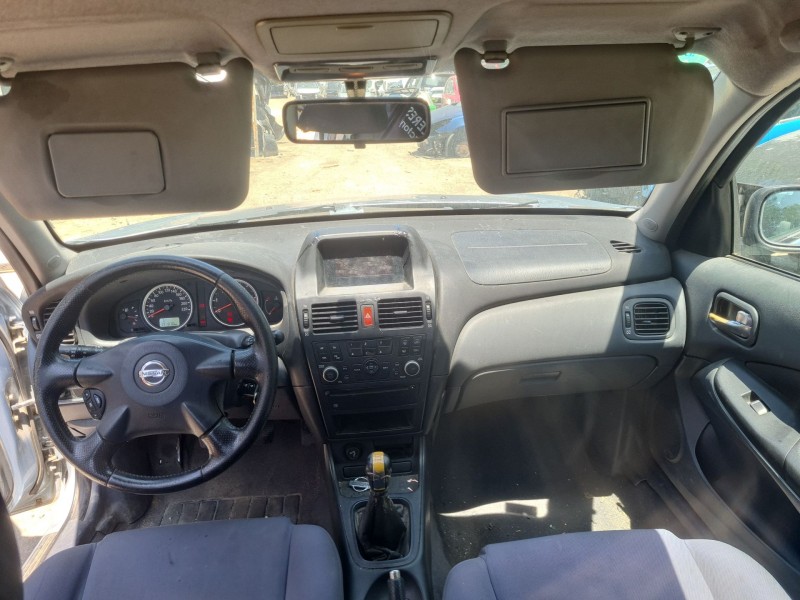 nissan almera ii hatchback (n16) del año 2004