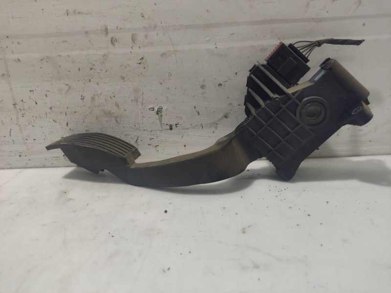 Recambio de pedal acelerador para fiat punto evo (199_) 1.4 16v referencia OEM IAM   