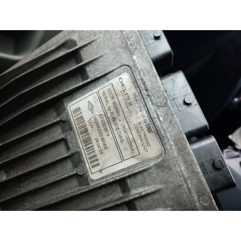 renault clio ii fase ii (b/cb0) 1.5 dci diesel   |   0.01 - ... | 2001 | 65 cv / 48 kw del año 2001