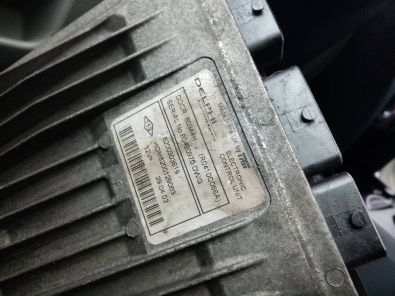 renault clio ii fase ii (b/cb0) 1.5 dci diesel   |   0.01 - ... | 2001 | 65 cv / 48 kw del año 2001