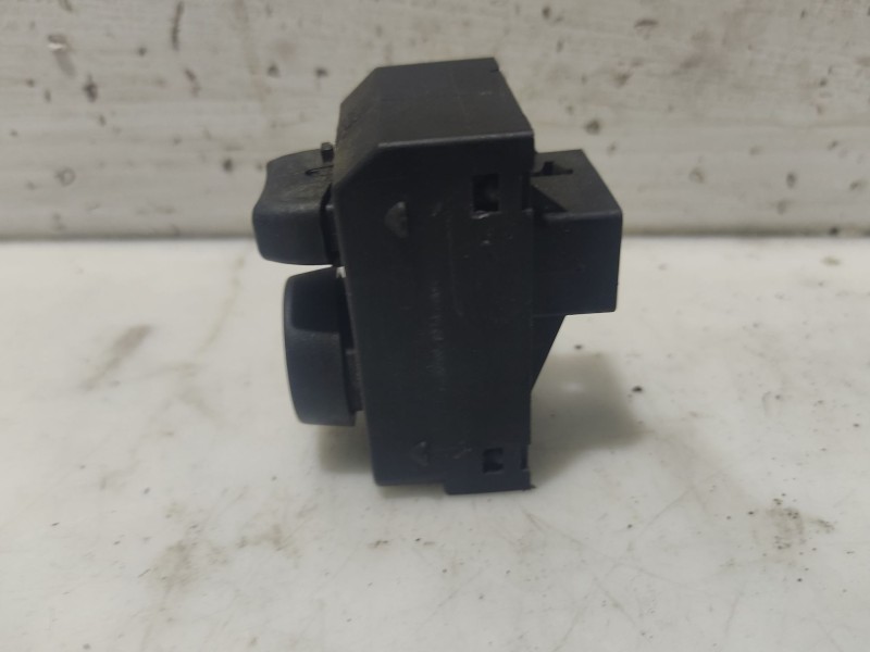 Recambio de mando retrovisor para fiat punto evo (199_) 1.4 16v referencia OEM IAM   