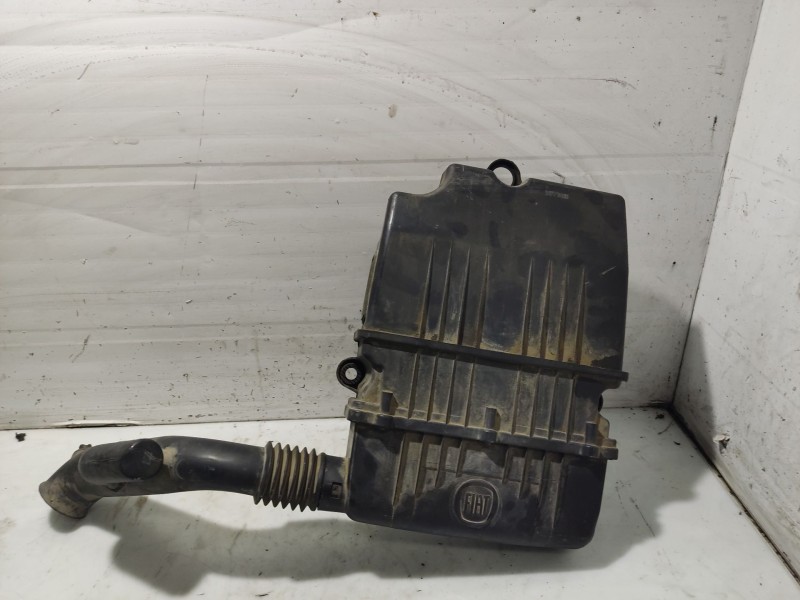 Recambio de caja filtro de aire para fiat punto evo (199_) 1.4 16v referencia OEM IAM   