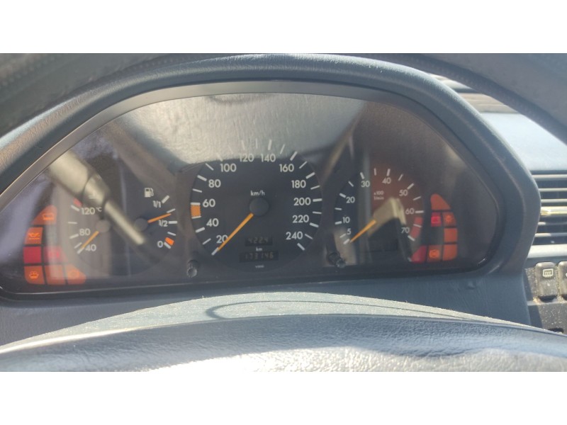 mercedes-benz clase c (w202) del año 1993