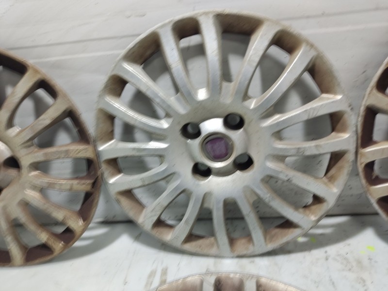 Recambio de tapacubos para fiat punto evo (199_) 1.4 16v referencia OEM IAM   