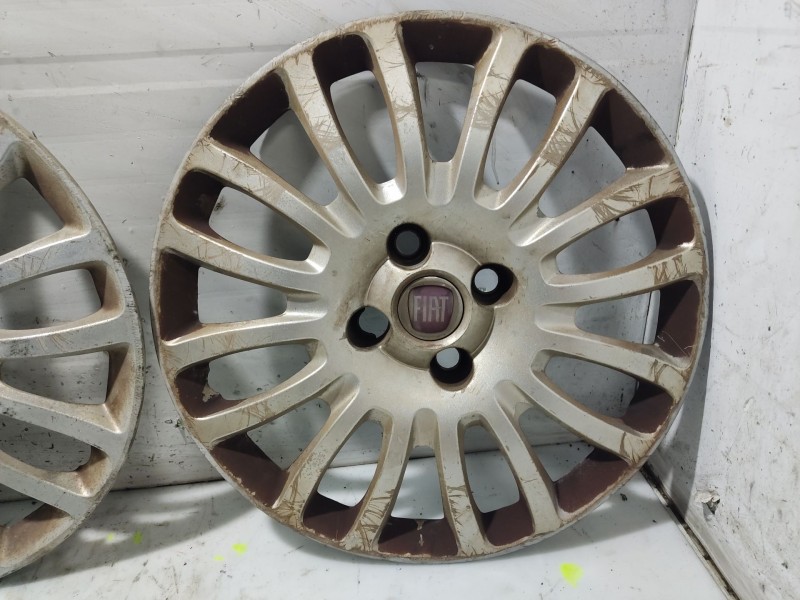 Recambio de tapacubos para fiat punto evo (199_) 1.4 16v referencia OEM IAM   