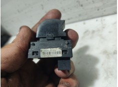 Recambio de mando elevalunas delantero derecho para fiat punto evo (199_) 1.4 16v referencia OEM IAM    2