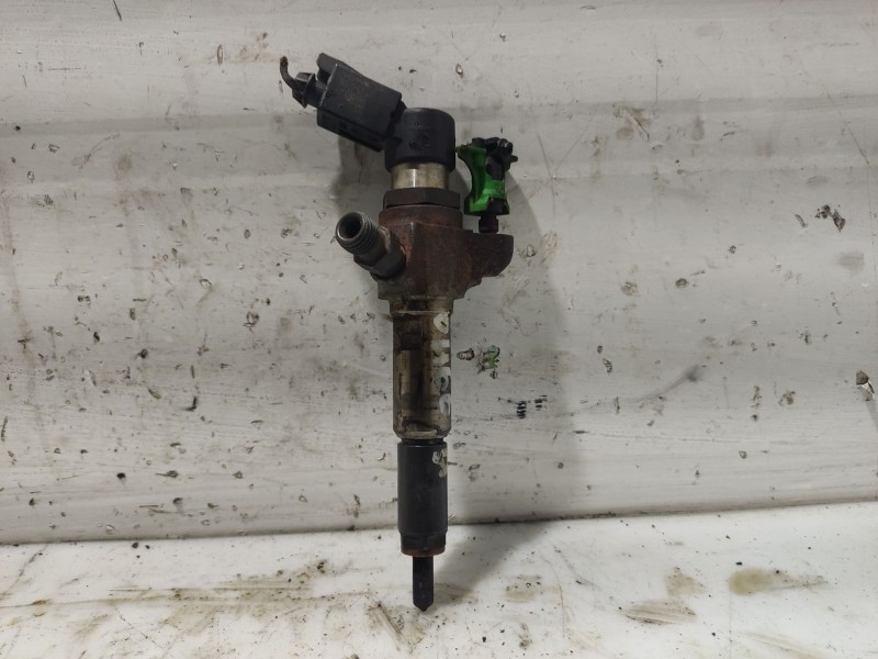 Recambio de inyector para peugeot 308 1.6 hdi fap referencia OEM IAM   