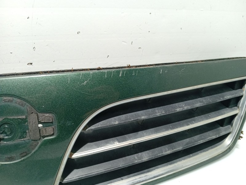 Recambio de rejilla delantera para nissan maxima qx (a32) 2.0 v6 24v cat referencia OEM IAM 623103L125 6231044U00 