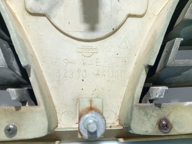 Recambio de rejilla delantera para nissan maxima qx (a32) 2.0 v6 24v cat referencia OEM IAM 623103L125 6231044U00 