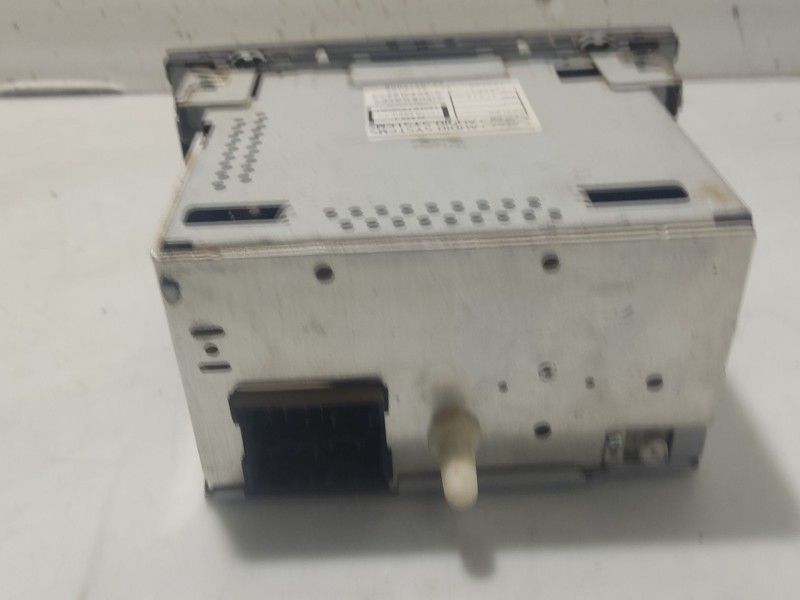 Recambio de sistema audio / radio cd para ford fiesta (cbk) referencia OEM IAM 0  