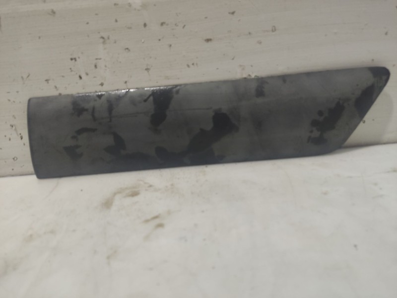 Recambio de moldura para ford fiesta (cbk) referencia OEM IAM   