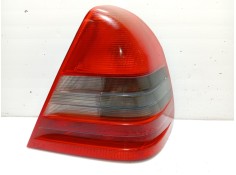 Recambio de piloto trasero derecho para mercedes-benz clase c (w202) c 220 (202.022) referencia OEM IAM A2028202864 2028201064R 