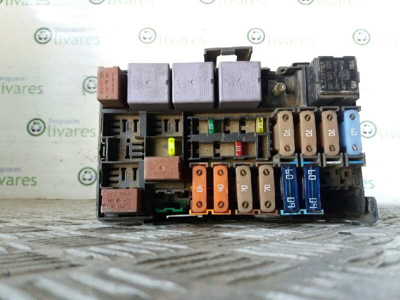 Recambio de caja reles / fusibles para renault laguna ii (bg0) authentique   |   11.01 - 12.05 | 2001 - 2005 | 101 cv / 74 kw re