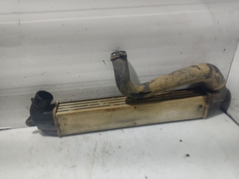 Recambio de intercooler para fiat doblo monospace (119_, 223_) 1.9 jtd (223axe1a) referencia OEM IAM 46849068  