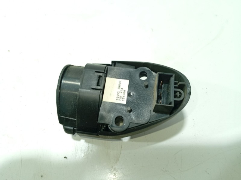 Recambio de mando volante para nissan almera ii hatchback (n16) 1.5 dci referencia OEM IAM 25552BN800  